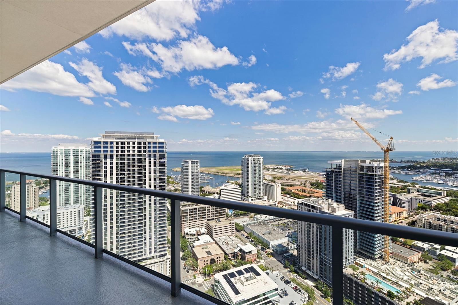 CONDO RESIDENCES AT 400 CENTRAL - Residential