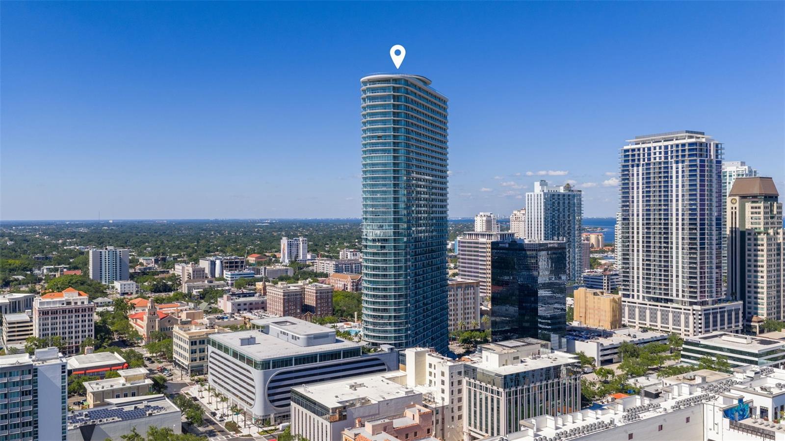CONDO RESIDENCES AT 400 CENTRAL - Residential
