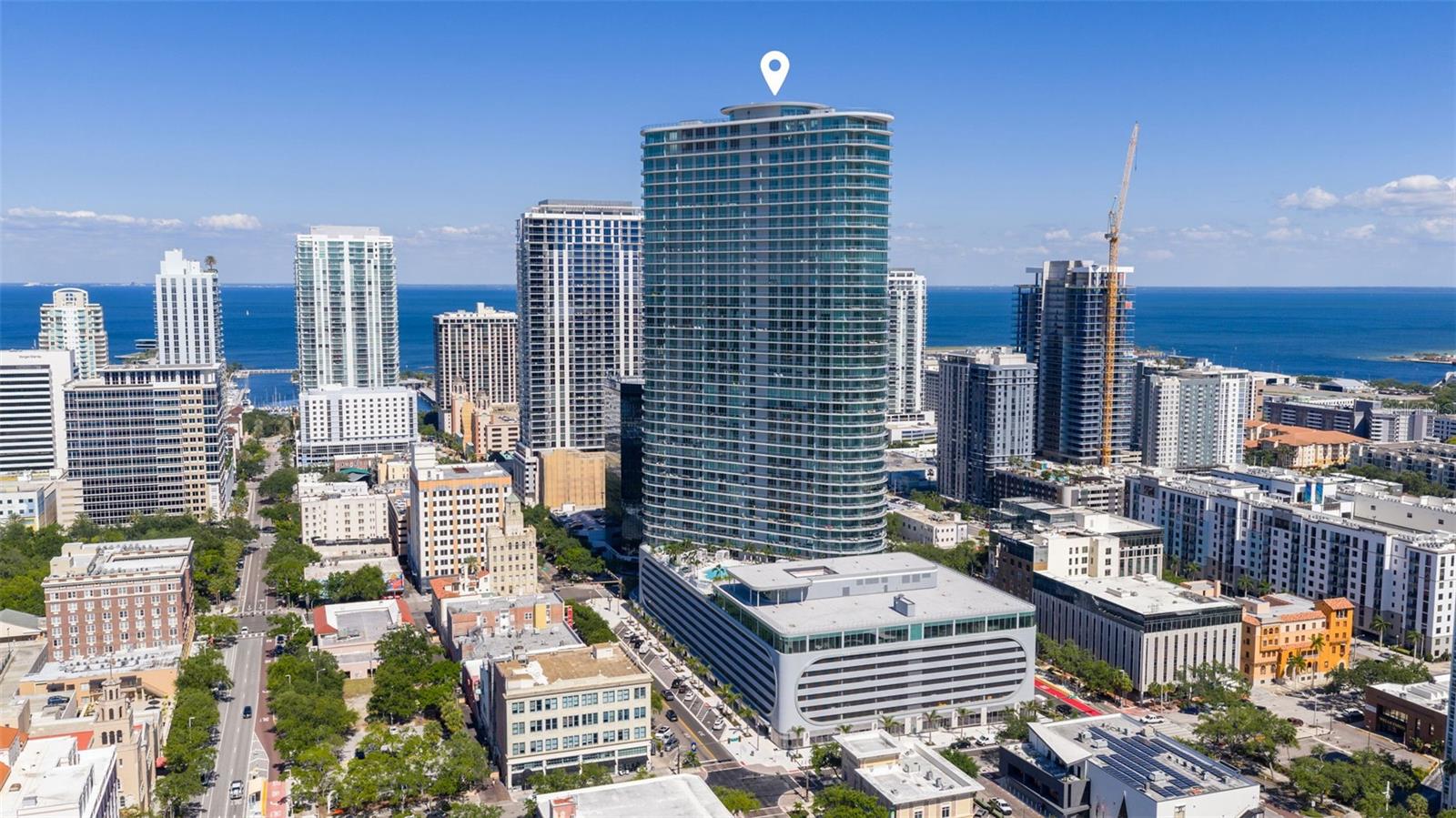 CONDO RESIDENCES AT 400 CENTRAL - Residential