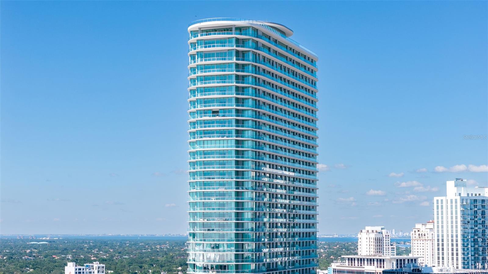 CONDO RESIDENCES AT 400 CENTRAL - Residential