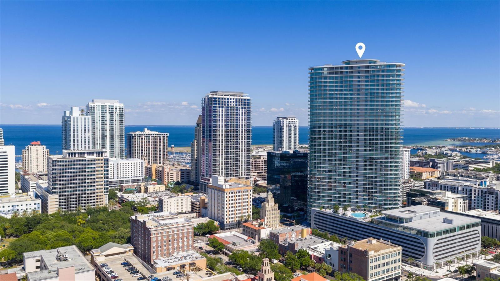 CONDO RESIDENCES AT 400 CENTRAL - Residential