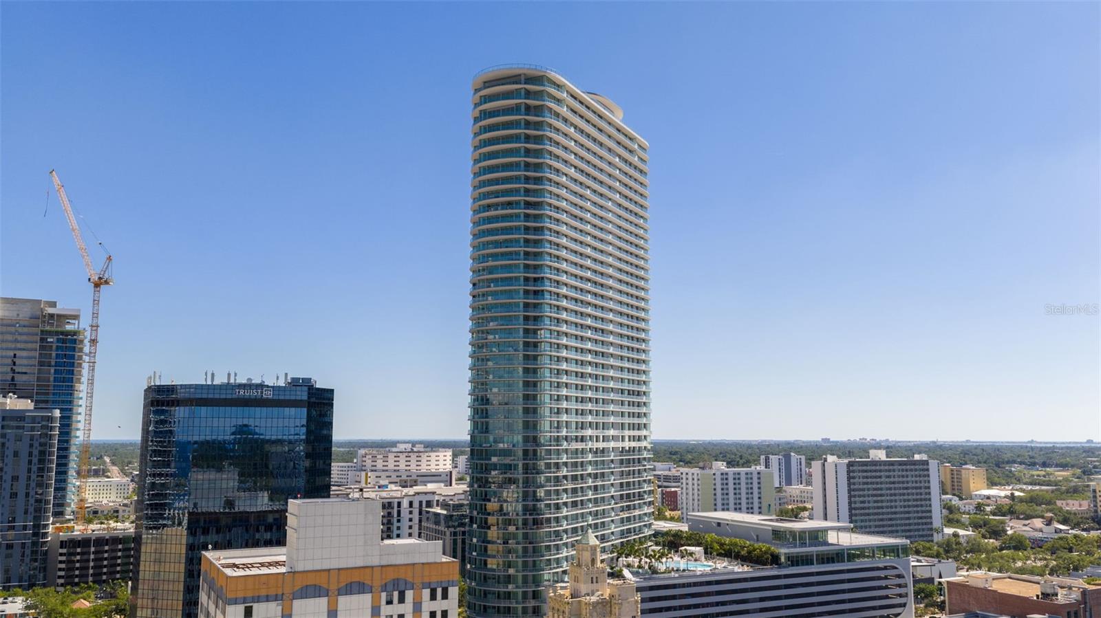 CONDO RESIDENCES AT 400 CENTRAL - Residential