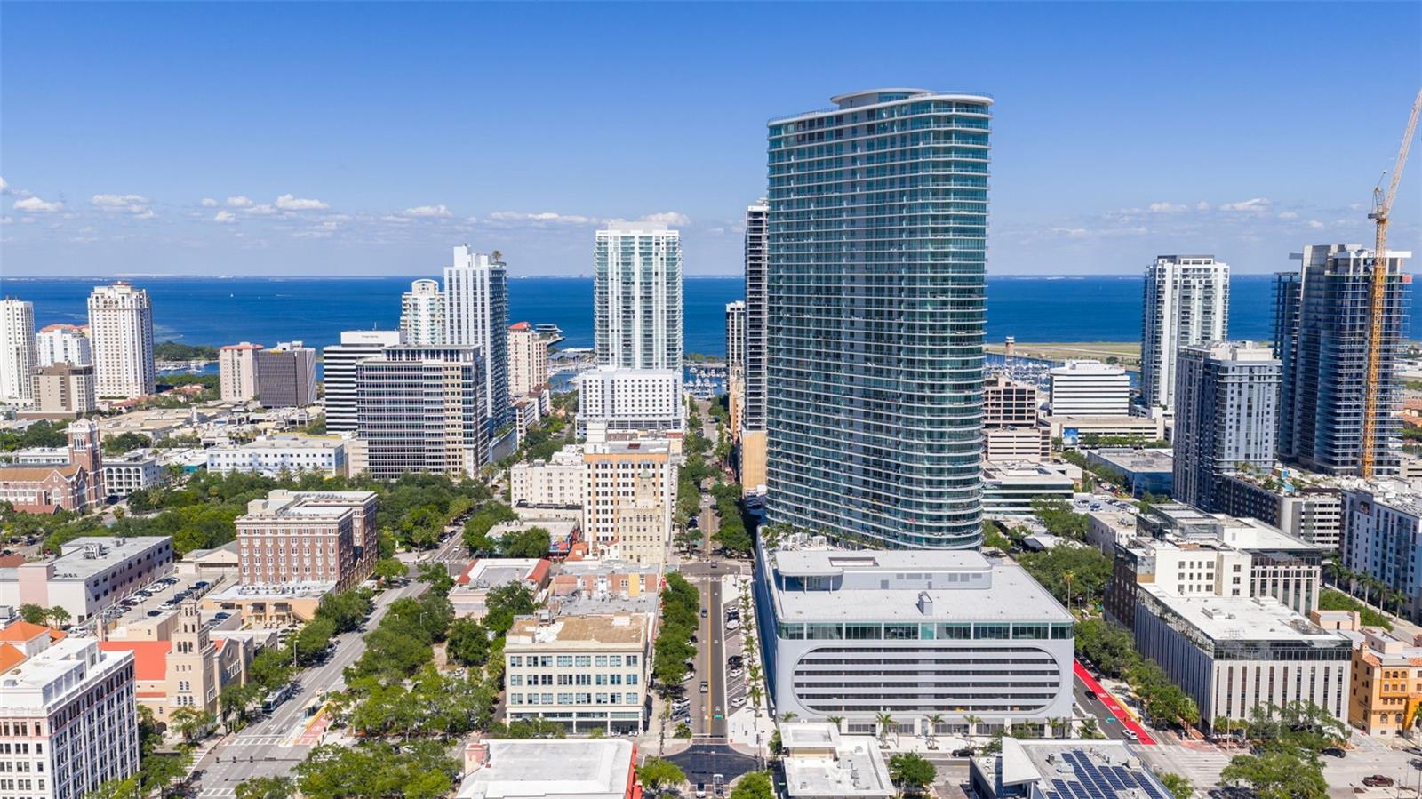 CONDO RESIDENCES AT 400 CENTRAL - Residential