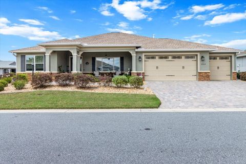Photo of 8412 SW 93rd Circle, Ocala, FL 34481 (MLS # OM698535)