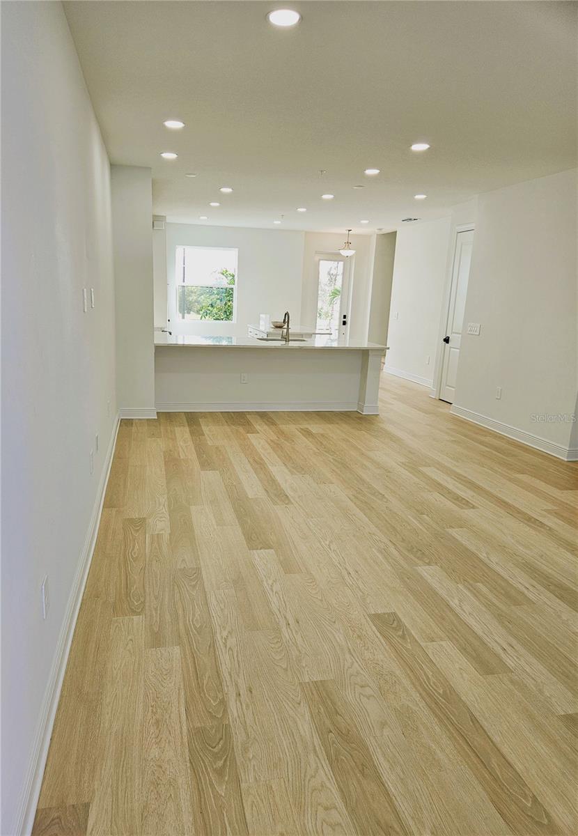 PALMERA AT WELLEN PARK - Residential