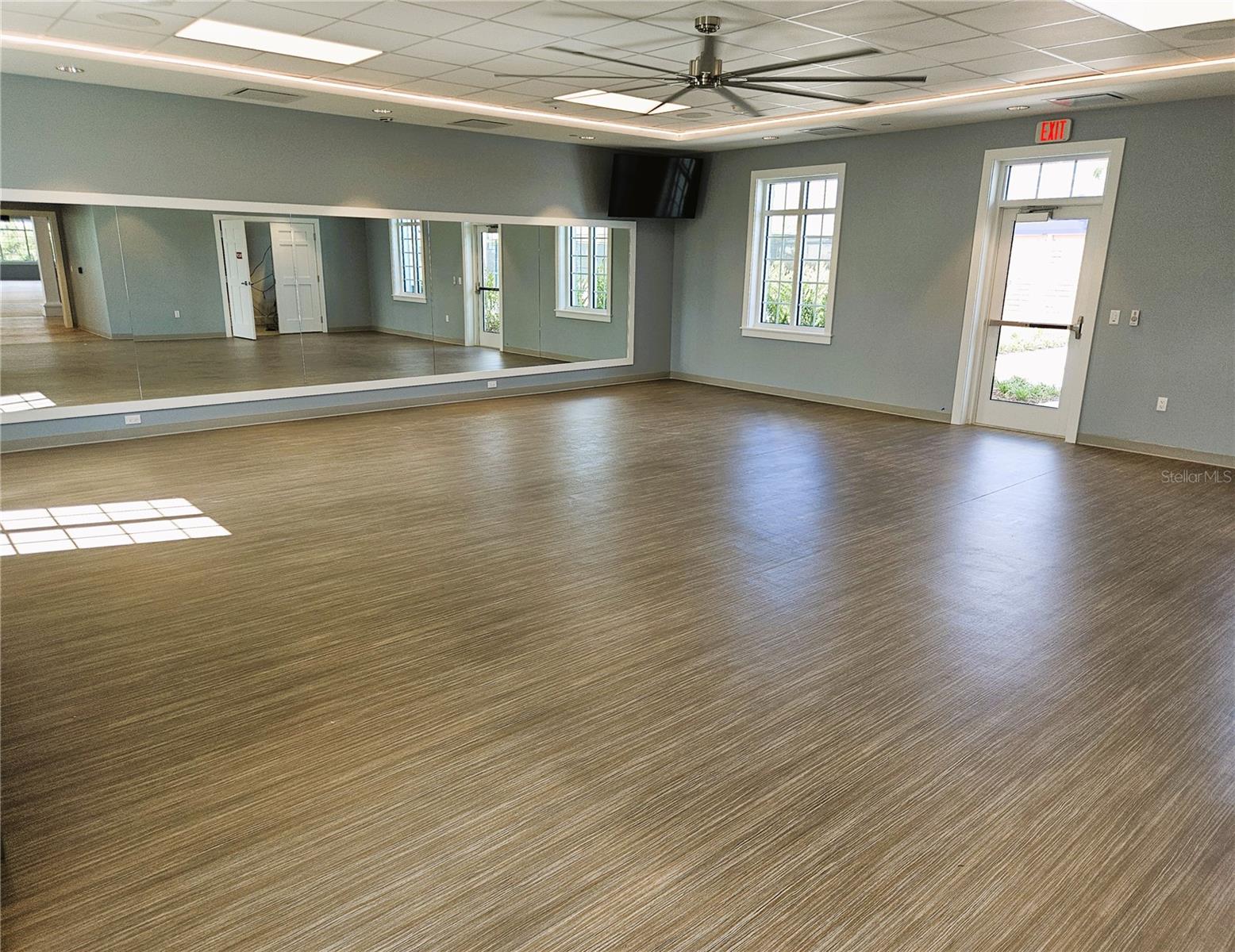 PALMERA AT WELLEN PARK - Residential