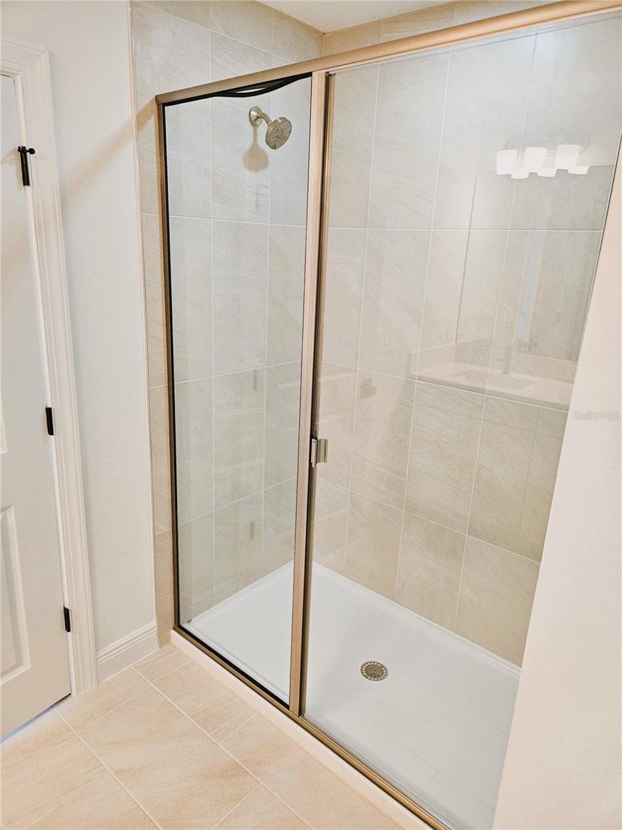 PALMERA AT WELLEN PARK - Residential