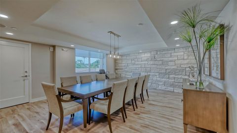 A home in LONGBOAT KEY