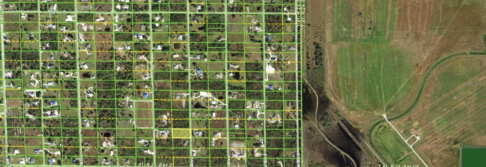 CHARLOTTE COUNTY - Land