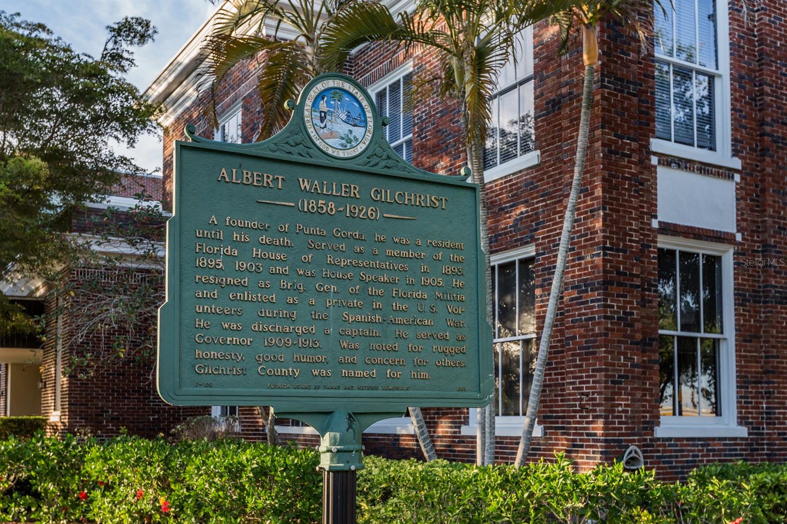 CHARLOTTE COUNTY - Land
