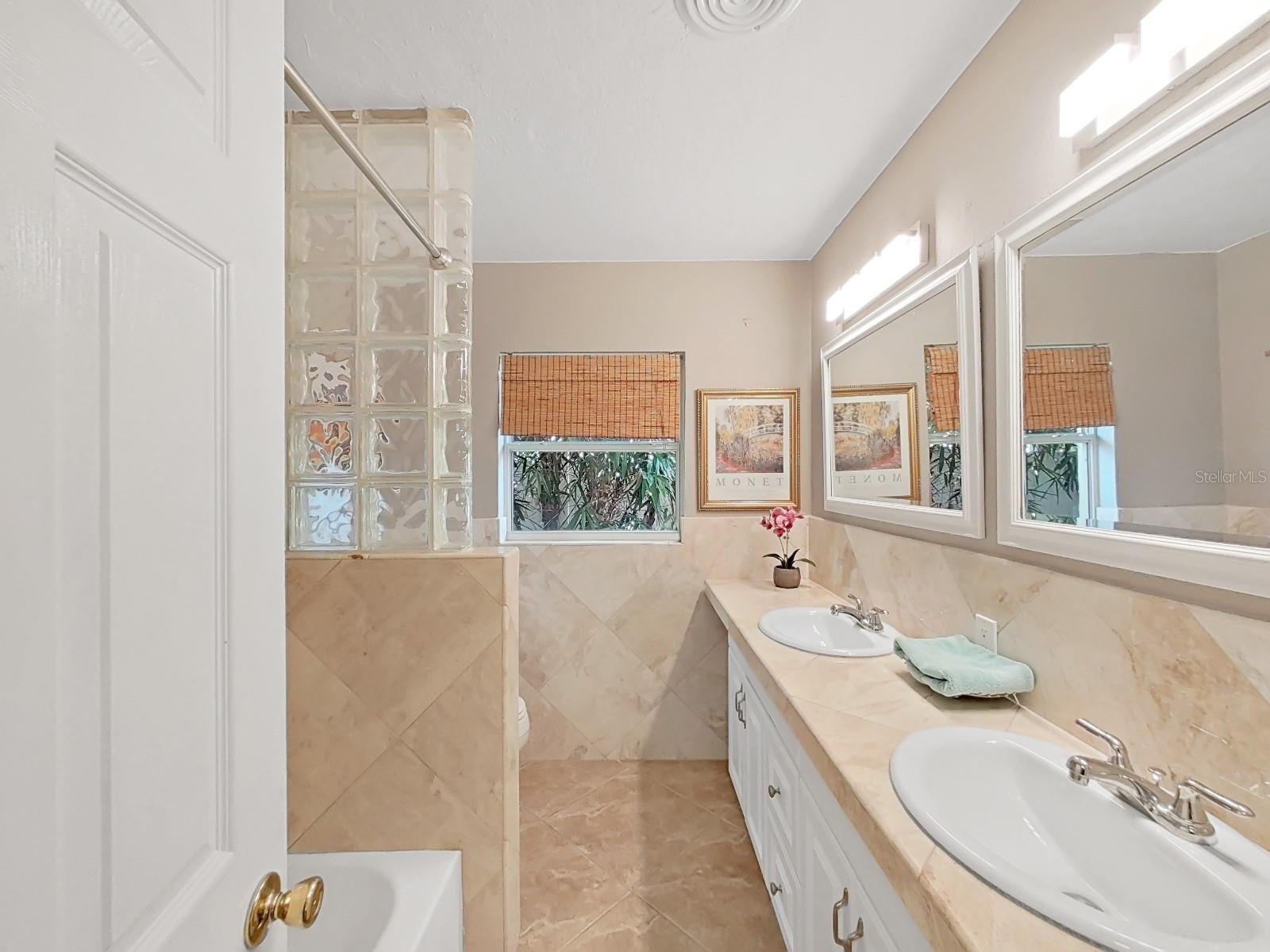PASADENA GOLF CLUB ESTATES - Residential