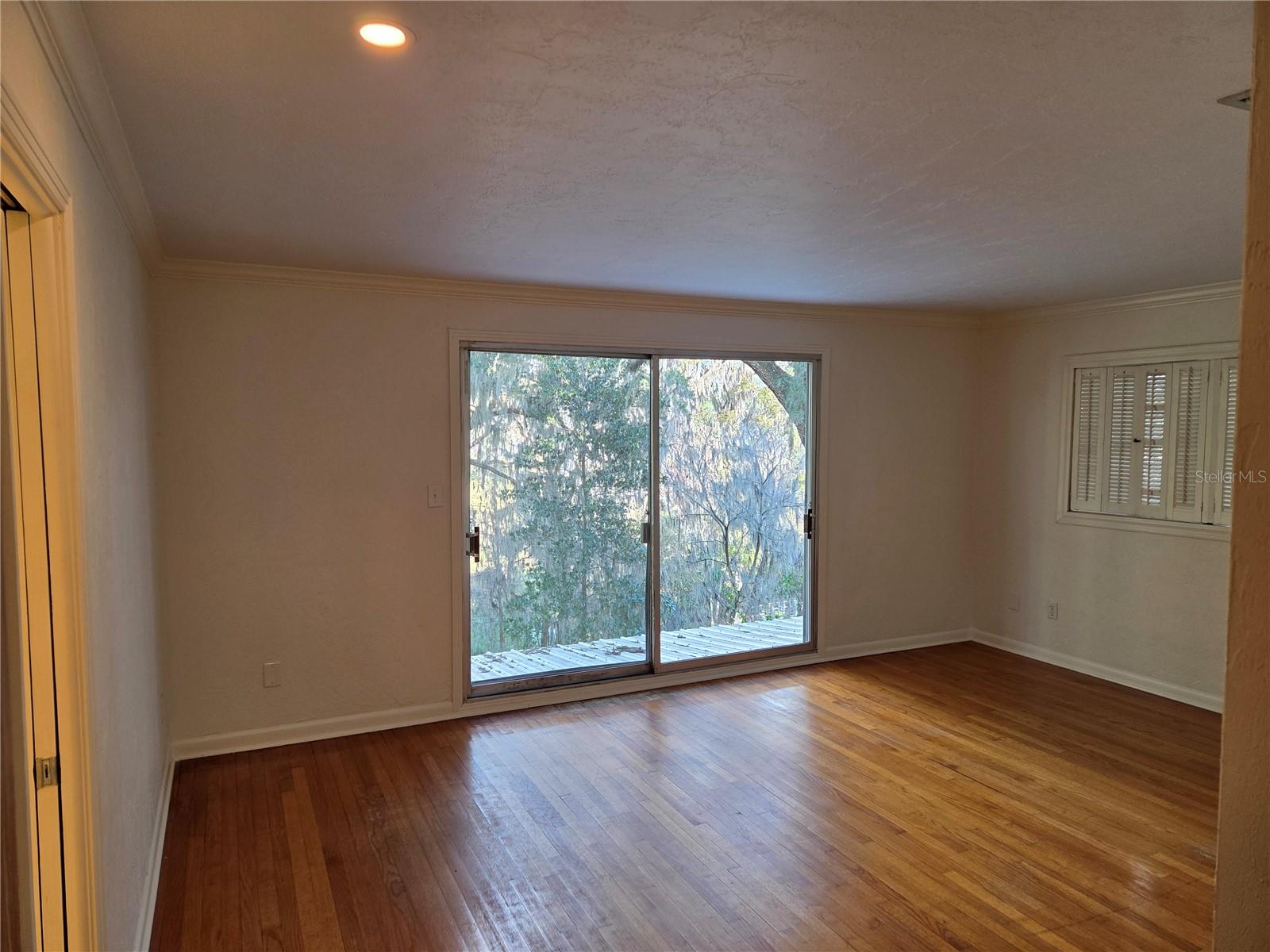 COLCLOUGH HILL 1ST ADDN-CLINCH GRT - Residential