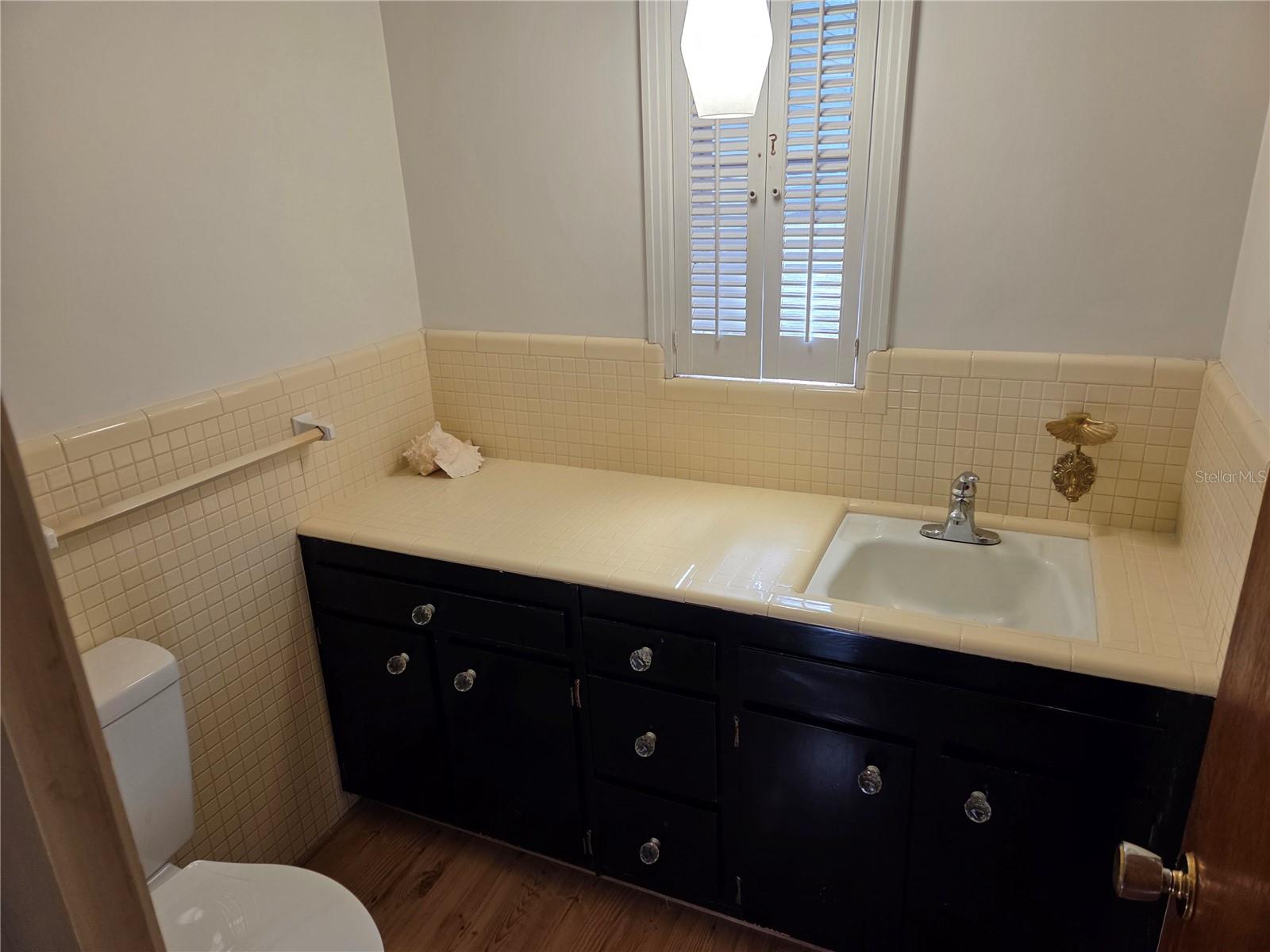 COLCLOUGH HILL 1ST ADDN-CLINCH GRT - Residential