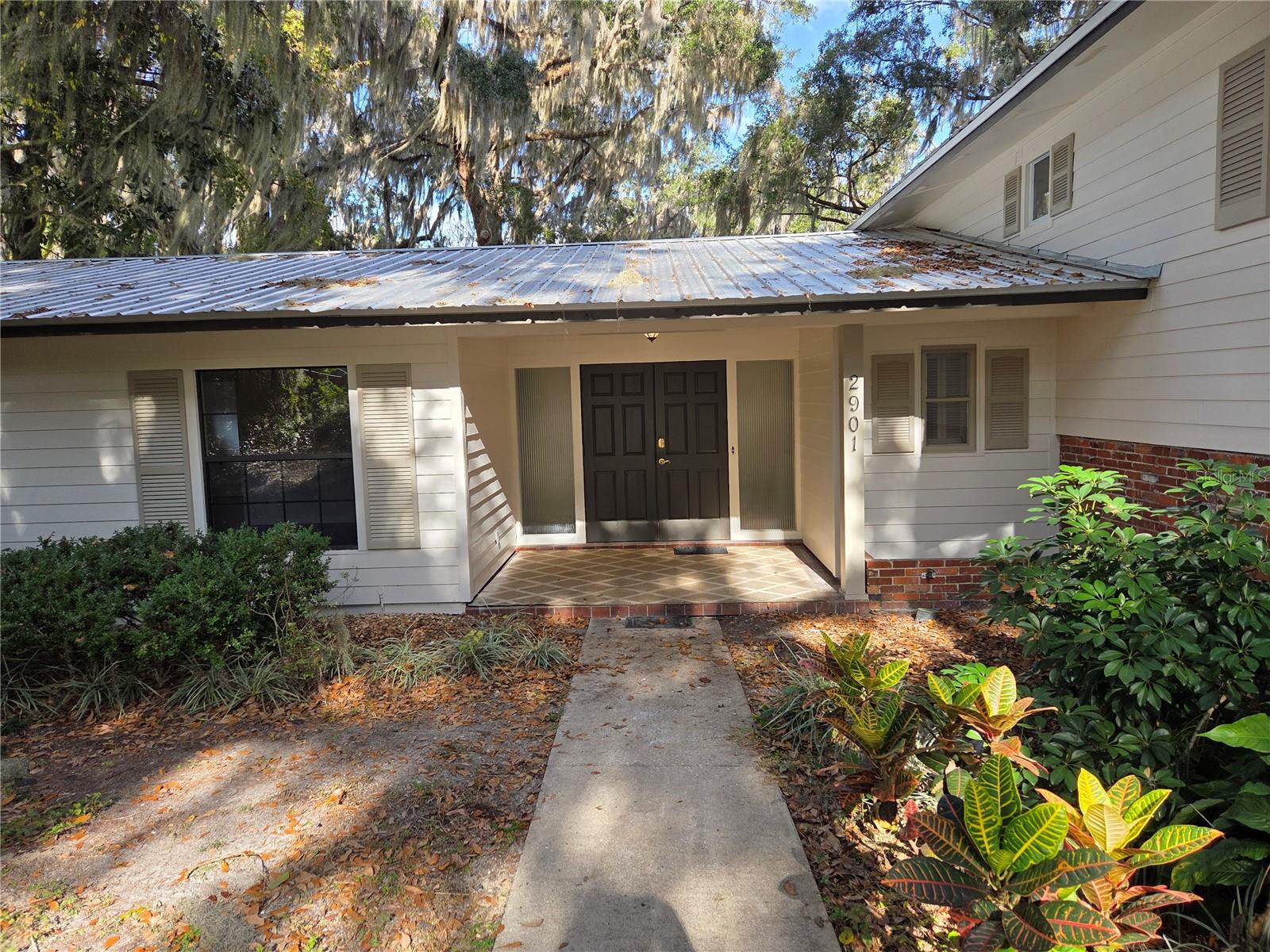 COLCLOUGH HILL 1ST ADDN-CLINCH GRT - Residential