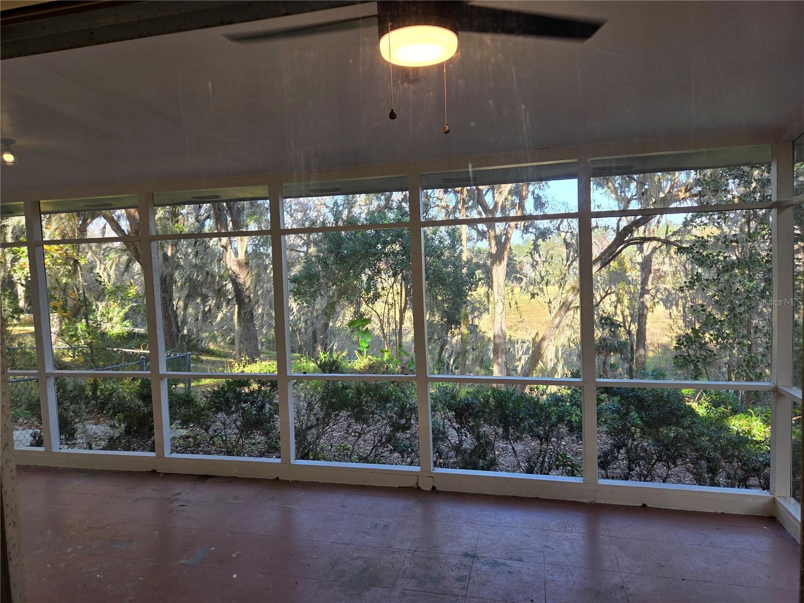 COLCLOUGH HILL 1ST ADDN-CLINCH GRT - Residential