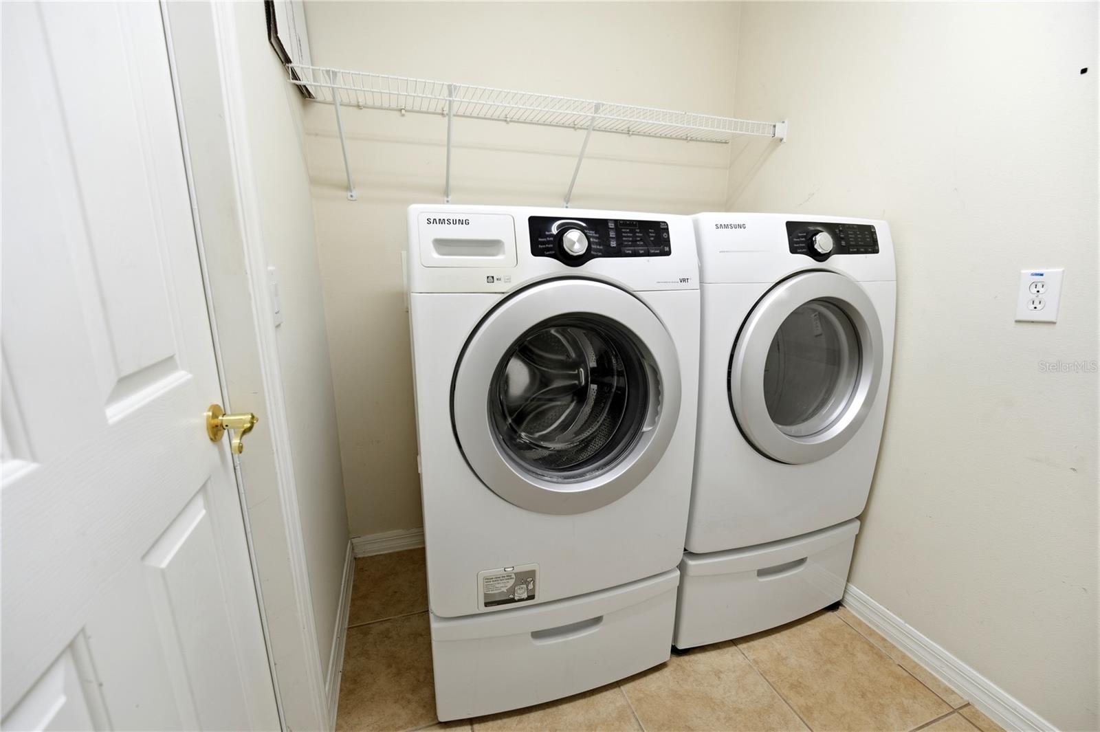 INDIAN LAKES PH 5 & 6 - Residential