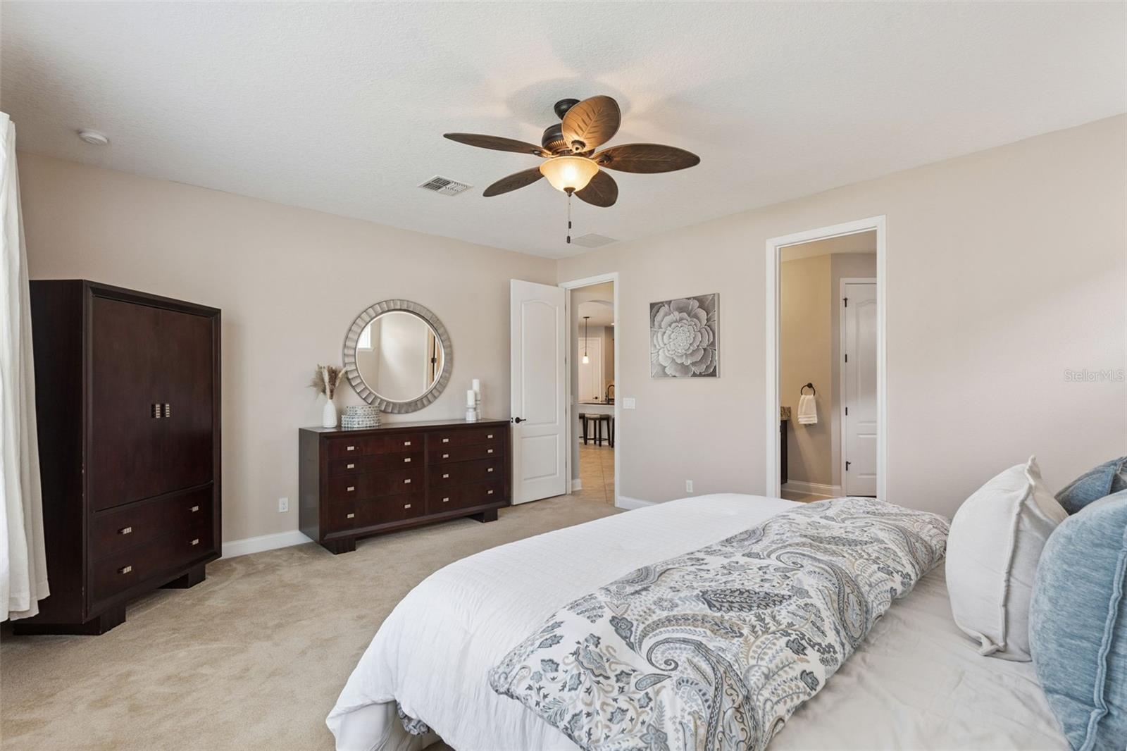 RANDAL PARK - Residential