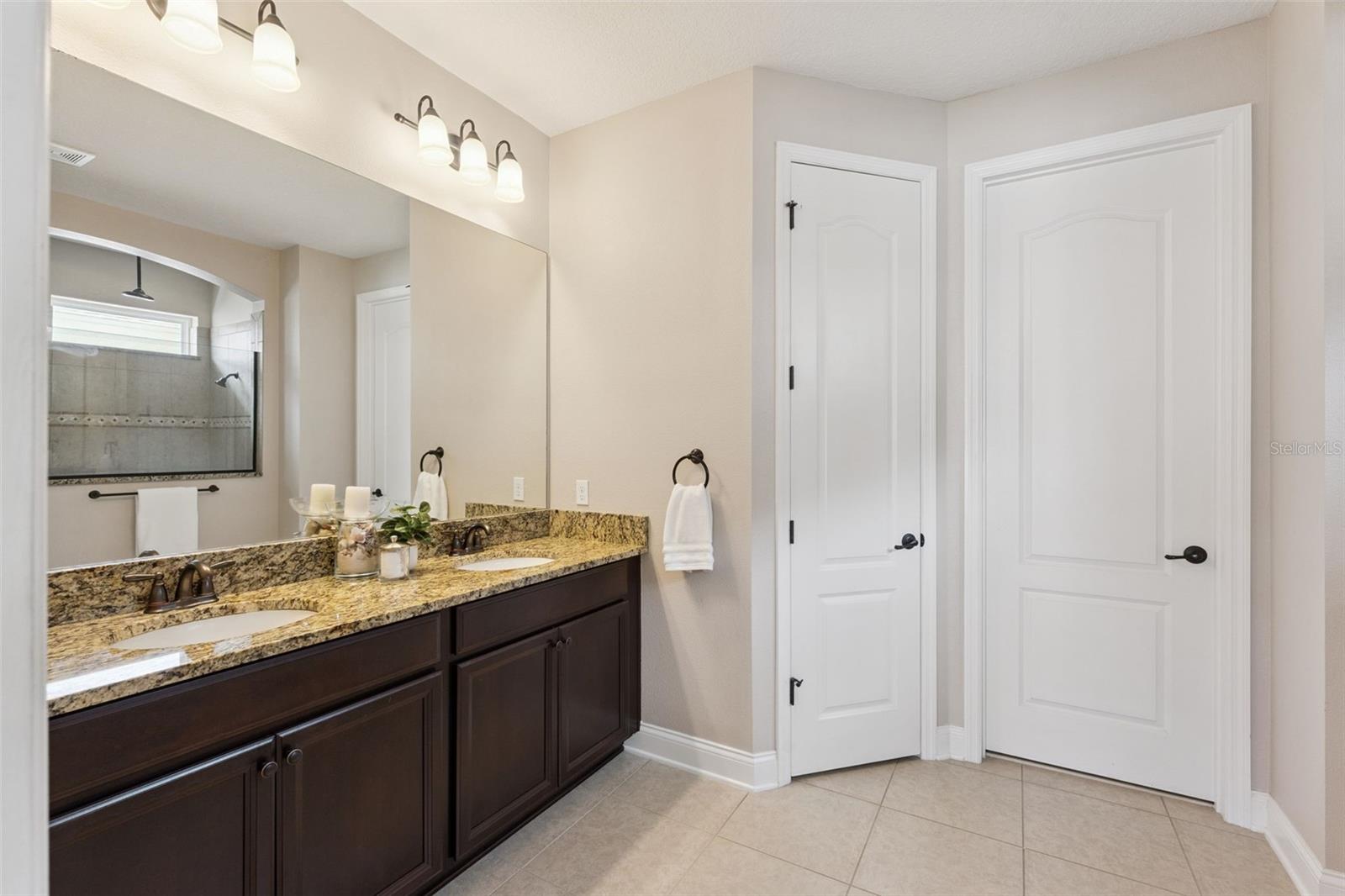 RANDAL PARK - Residential