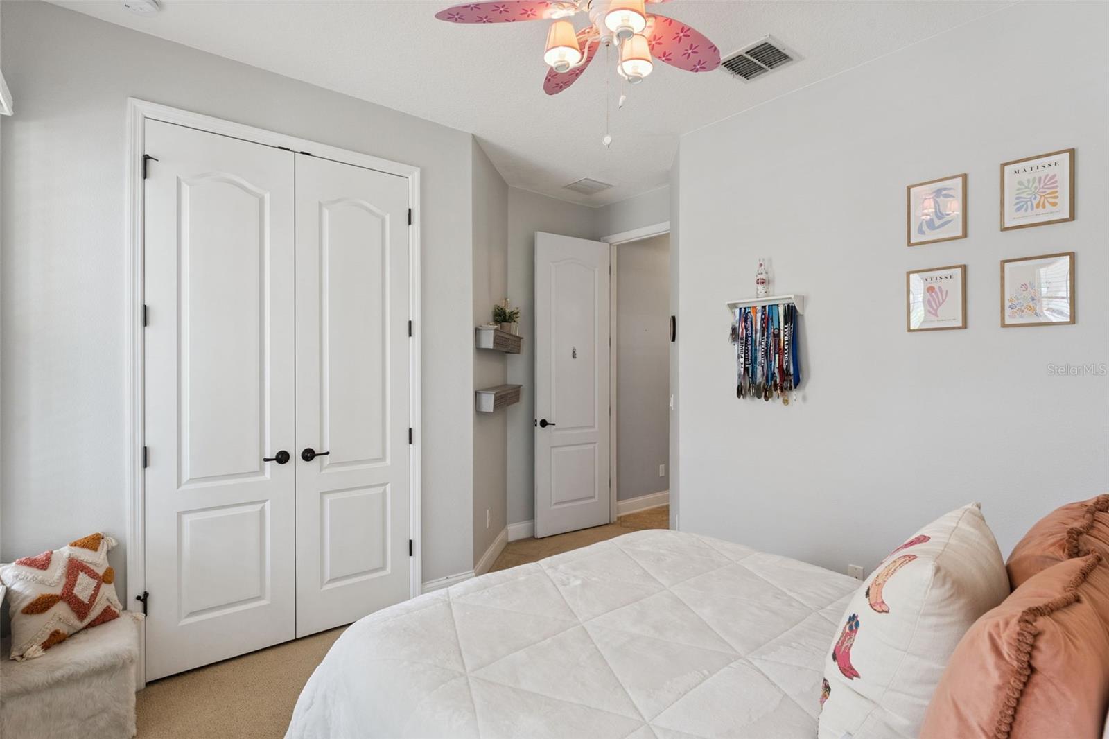 RANDAL PARK - Residential