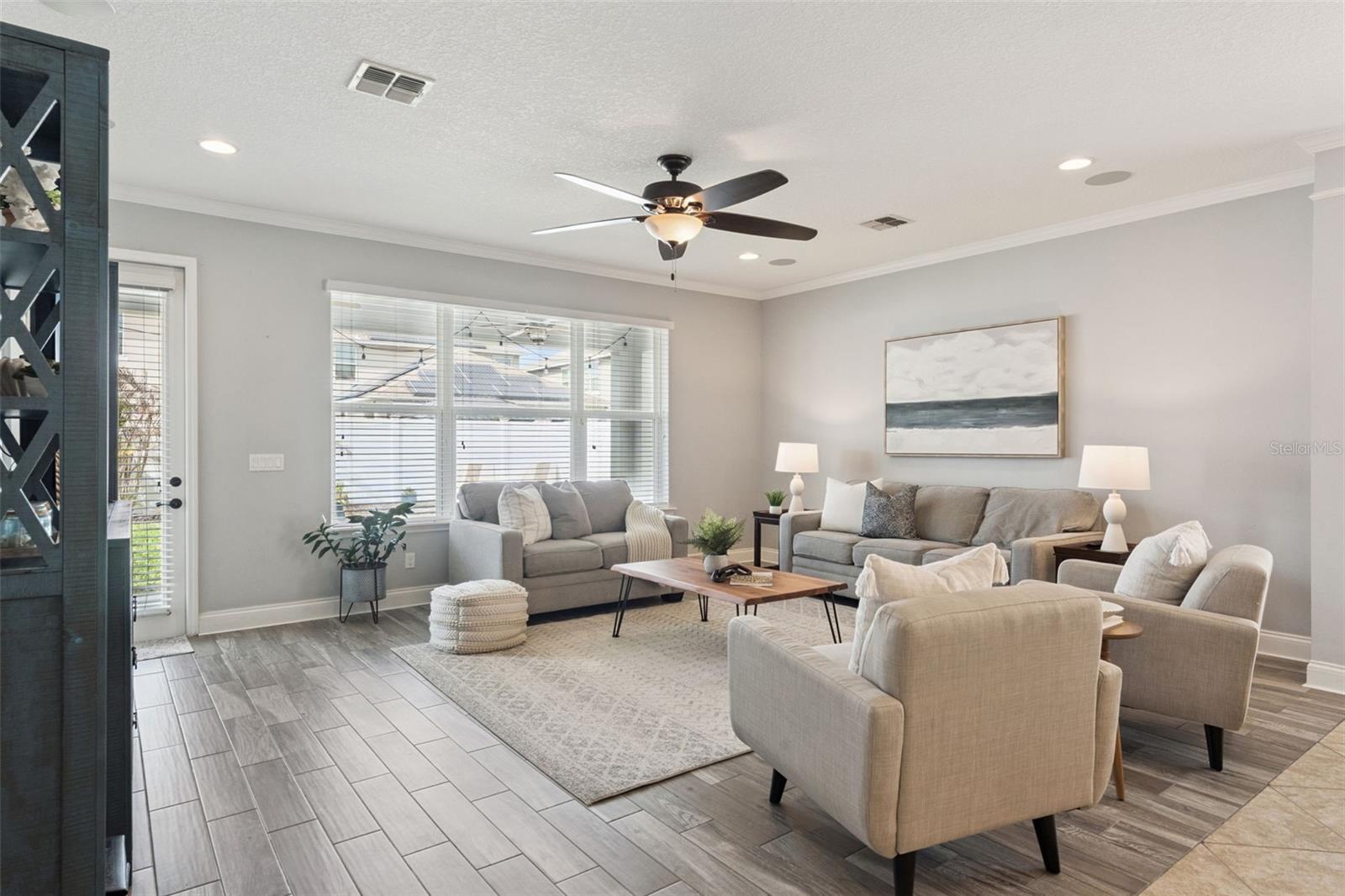 RANDAL PARK - Residential