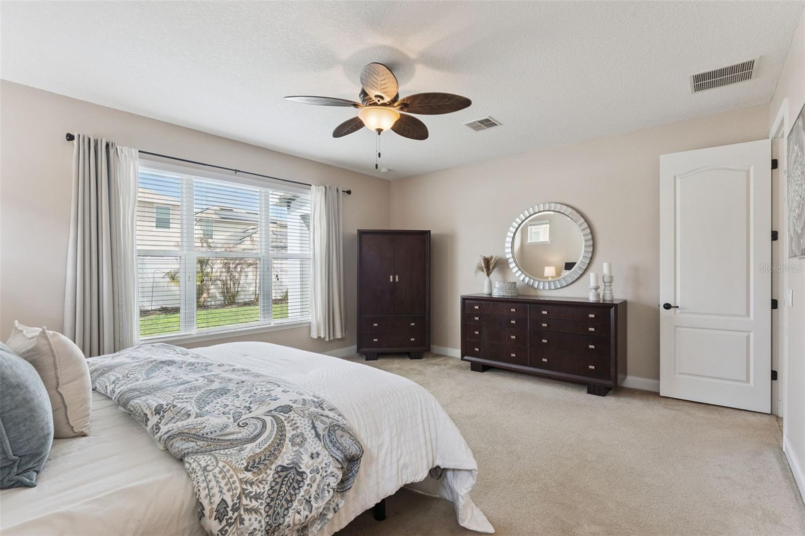 RANDAL PARK - Residential