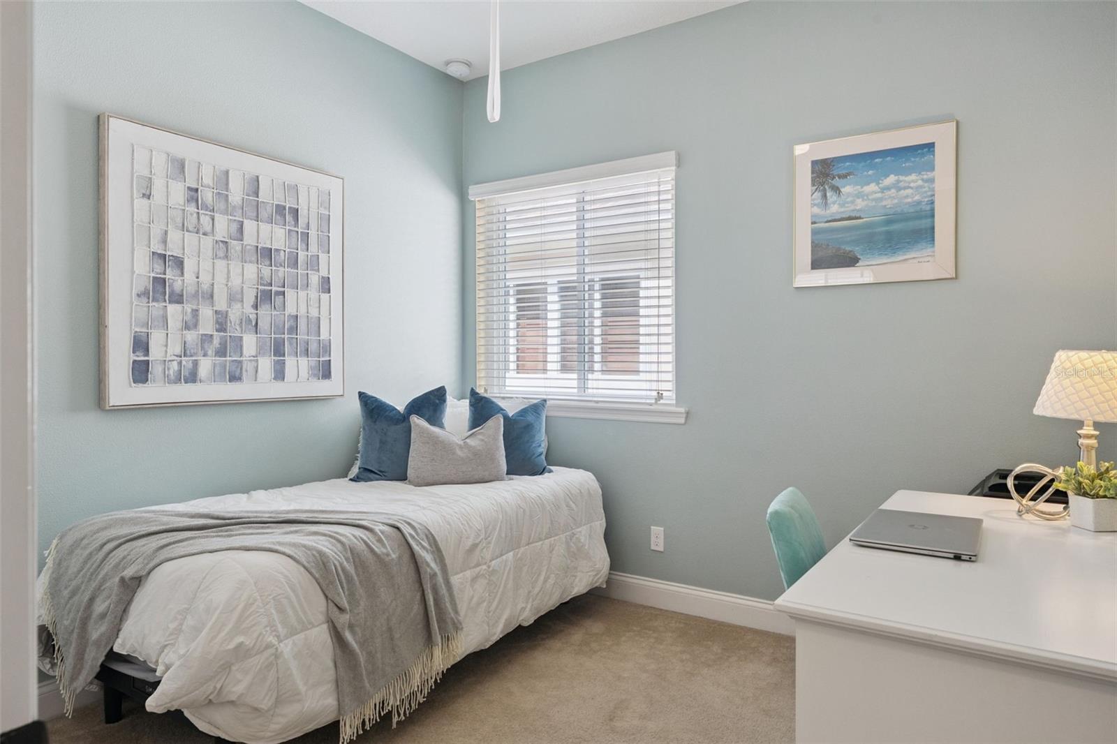 RANDAL PARK - Residential