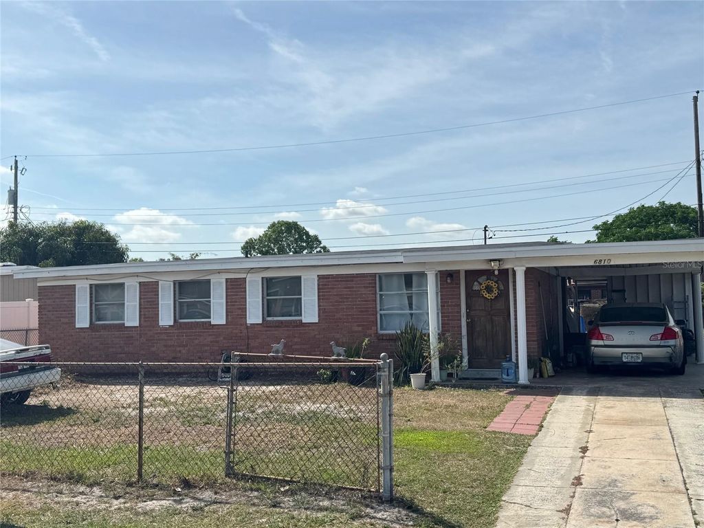 Photo of 6810 W Burke Street, Tampa, FL 33634 (MLS # J999665)