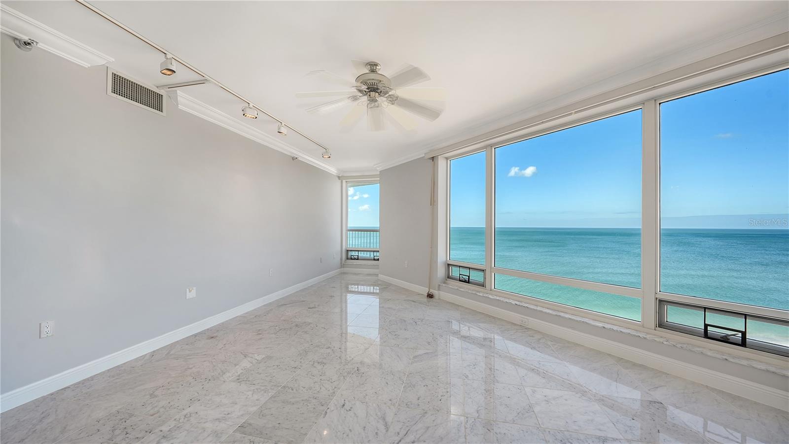 PIERRE - Residential