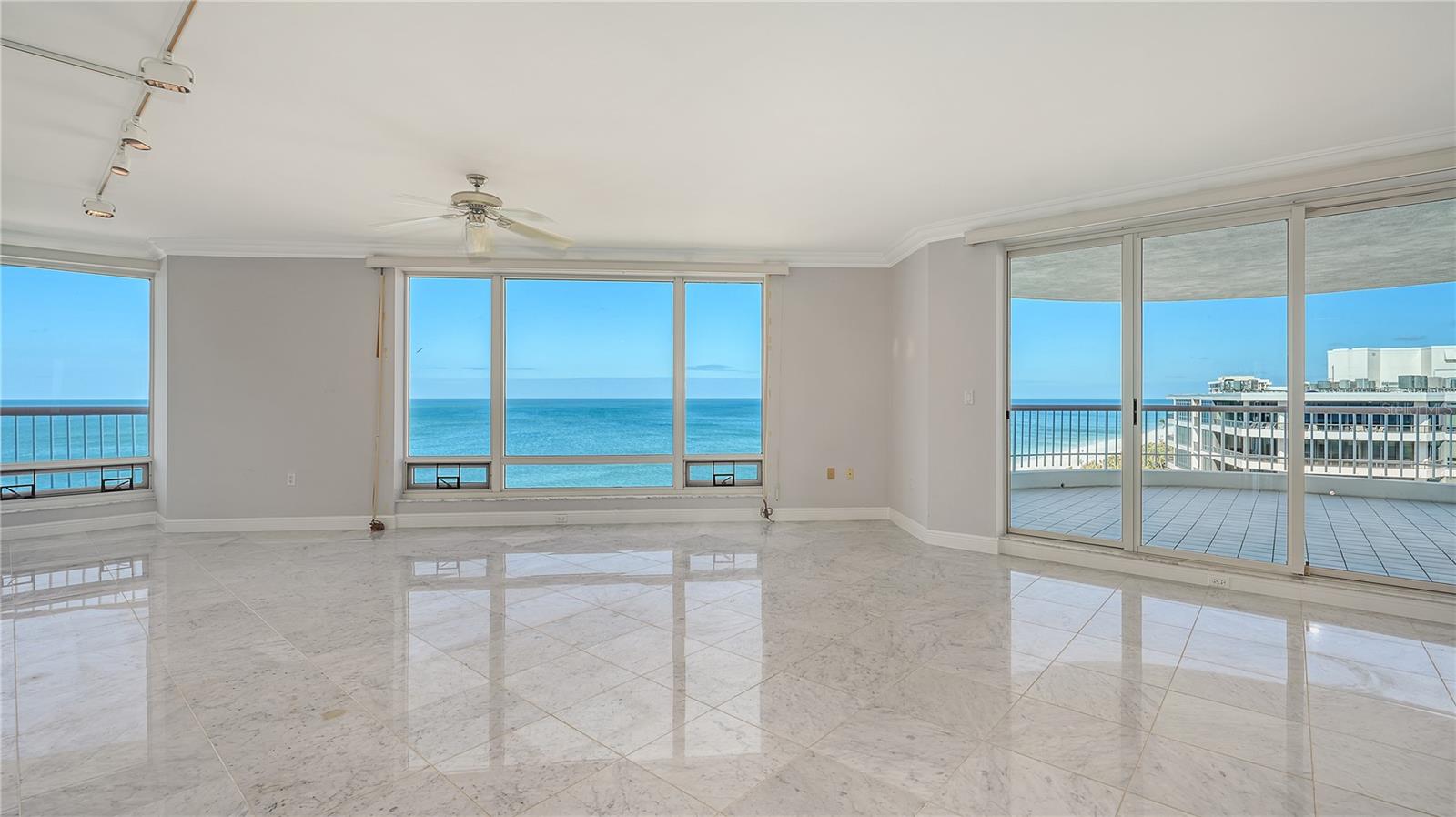 PIERRE - Residential