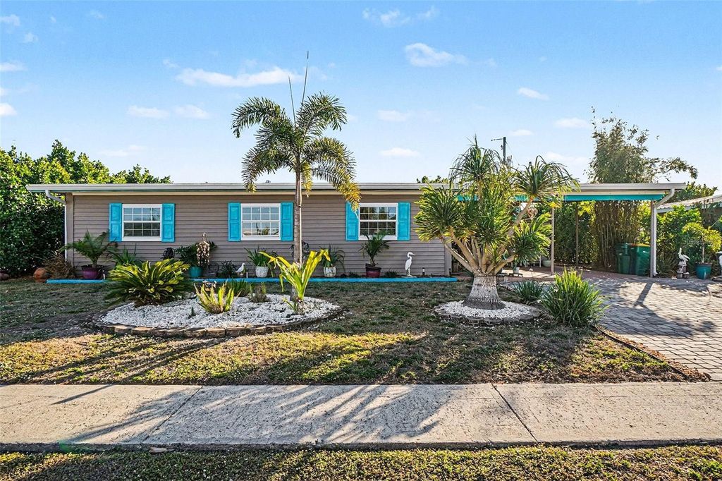 Photo of 868 Conreid Drive NE, Port Charlotte, FL 33952 (MLS # C7521292)