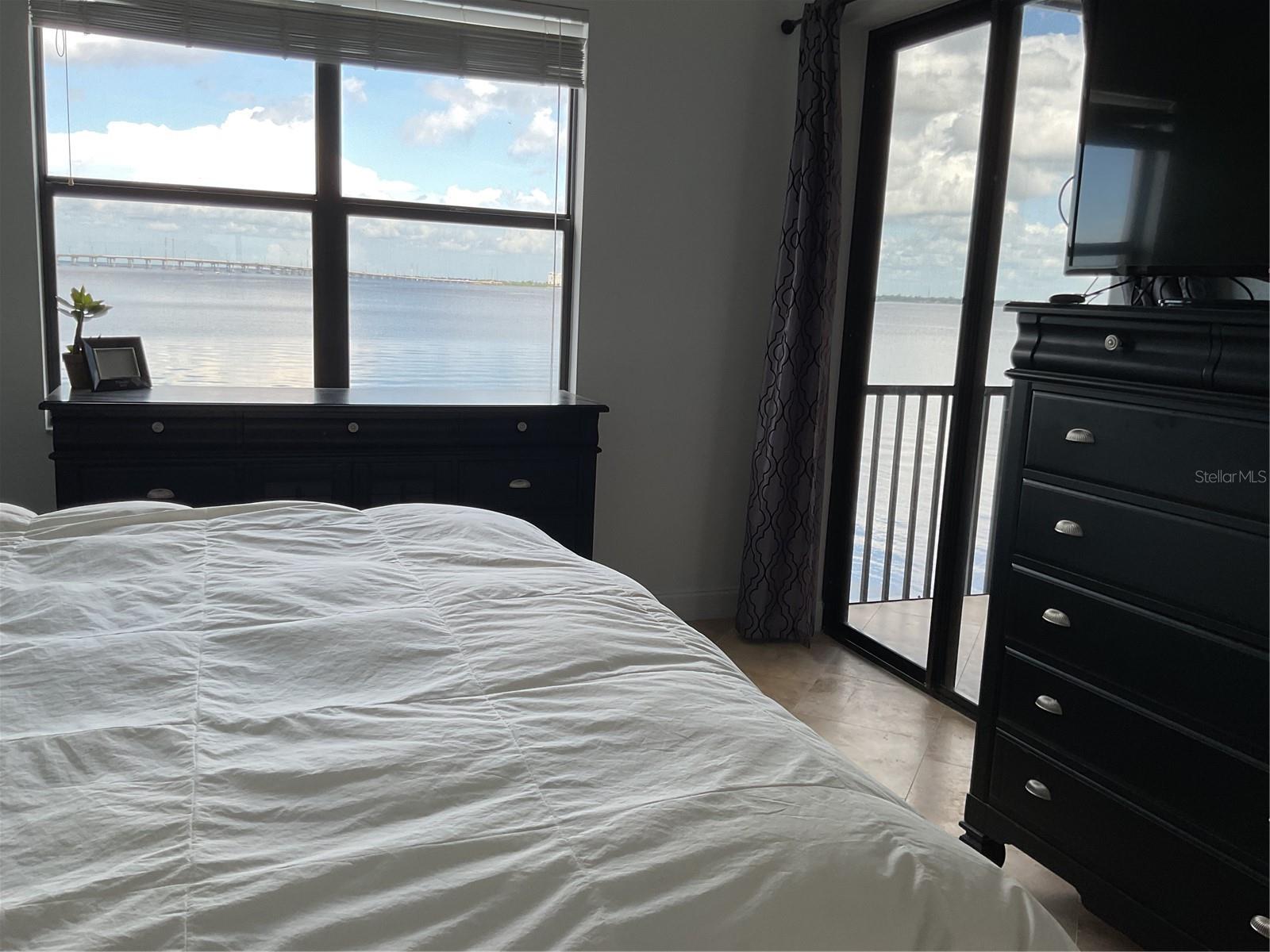 PEACE HARBOR CONDOMINIUM UN 1213 3066/1239 3066/12 - Residential Lease