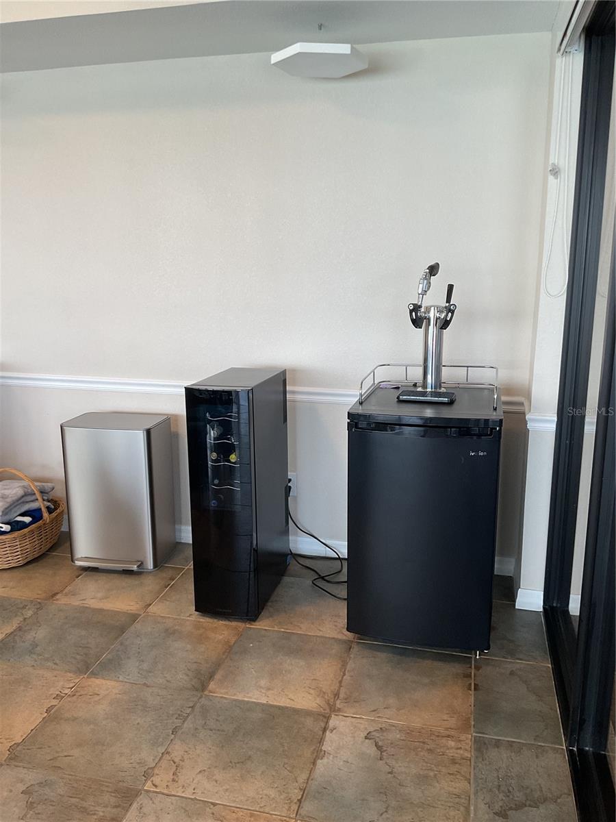 PEACE HARBOR CONDOMINIUM UN 1213 3066/1239 3066/12 - Residential Lease