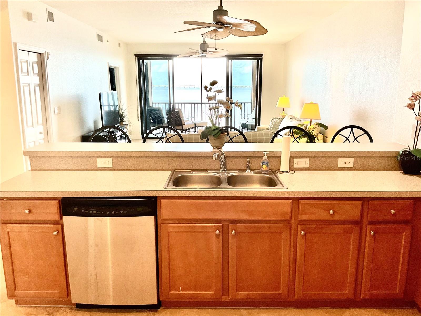 PEACE HARBOR CONDOMINIUM UN 1213 3066/1239 3066/12 - Residential Lease