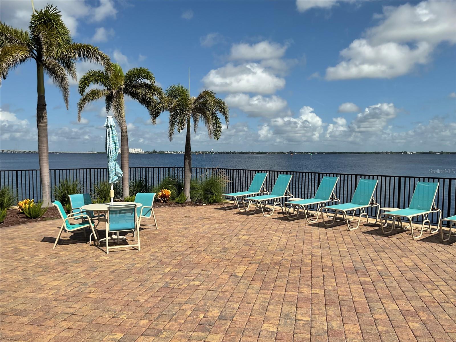 PEACE HARBOR CONDOMINIUM UN 1213 3066/1239 3066/12 - Residential Lease
