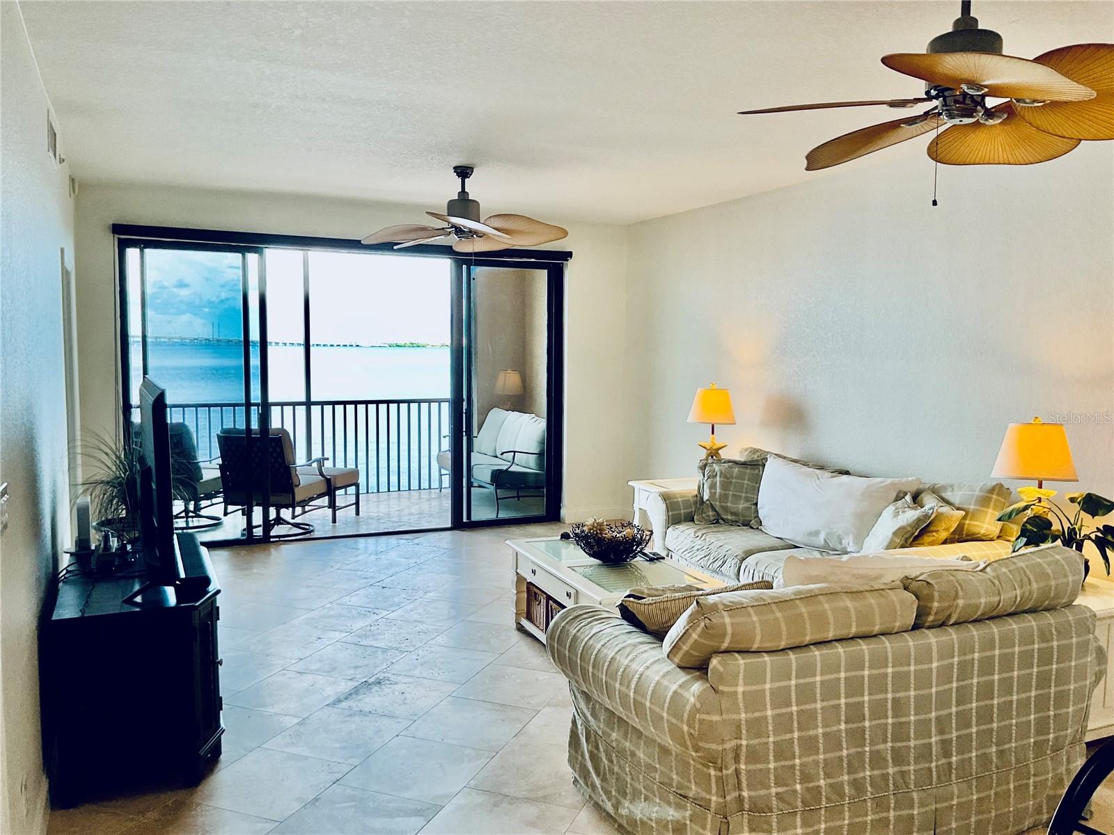 PEACE HARBOR CONDOMINIUM UN 1213 3066/1239 3066/12 - Residential Lease