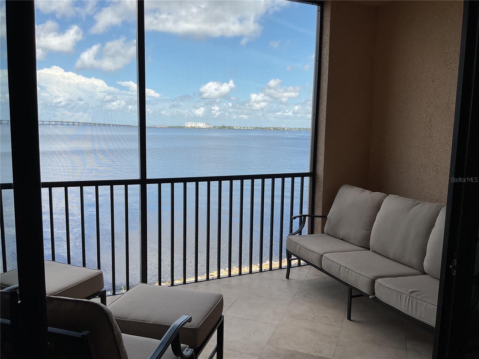 PEACE HARBOR CONDOMINIUM UN 1213 3066/1239 3066/12 - Residential Lease