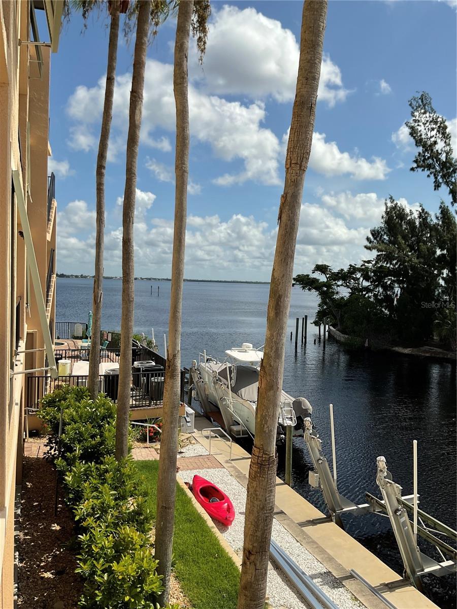 PEACE HARBOR CONDOMINIUM UN 1213 3066/1239 3066/12 - Residential Lease