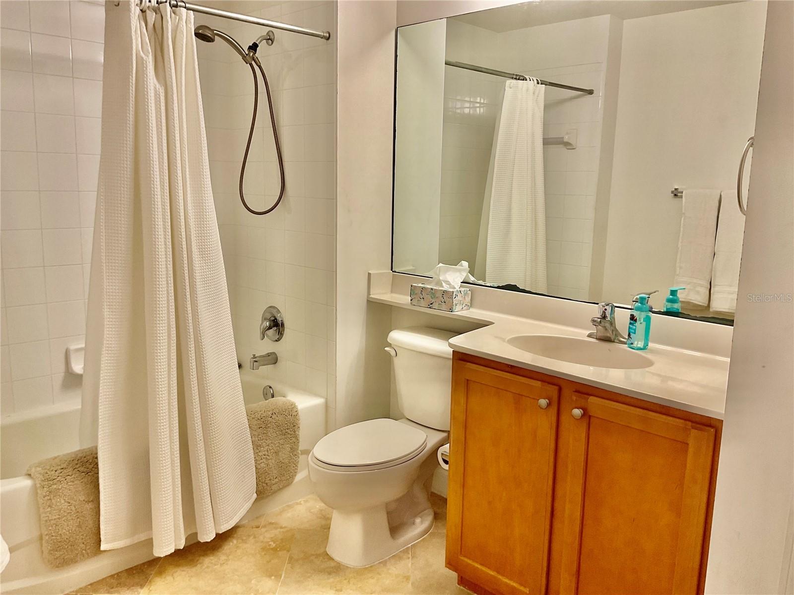 PEACE HARBOR CONDOMINIUM UN 1213 3066/1239 3066/12 - Residential Lease