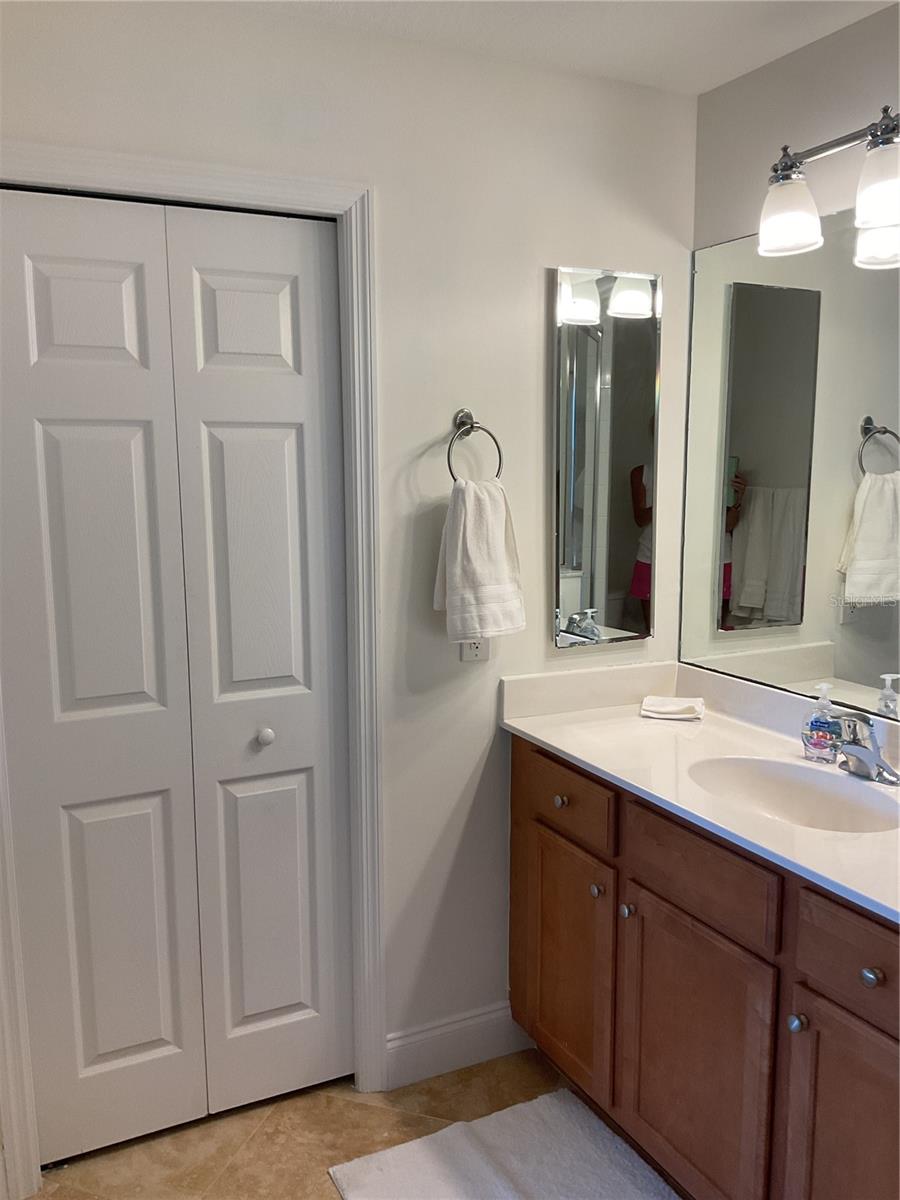 PEACE HARBOR CONDOMINIUM UN 1213 3066/1239 3066/12 - Residential Lease