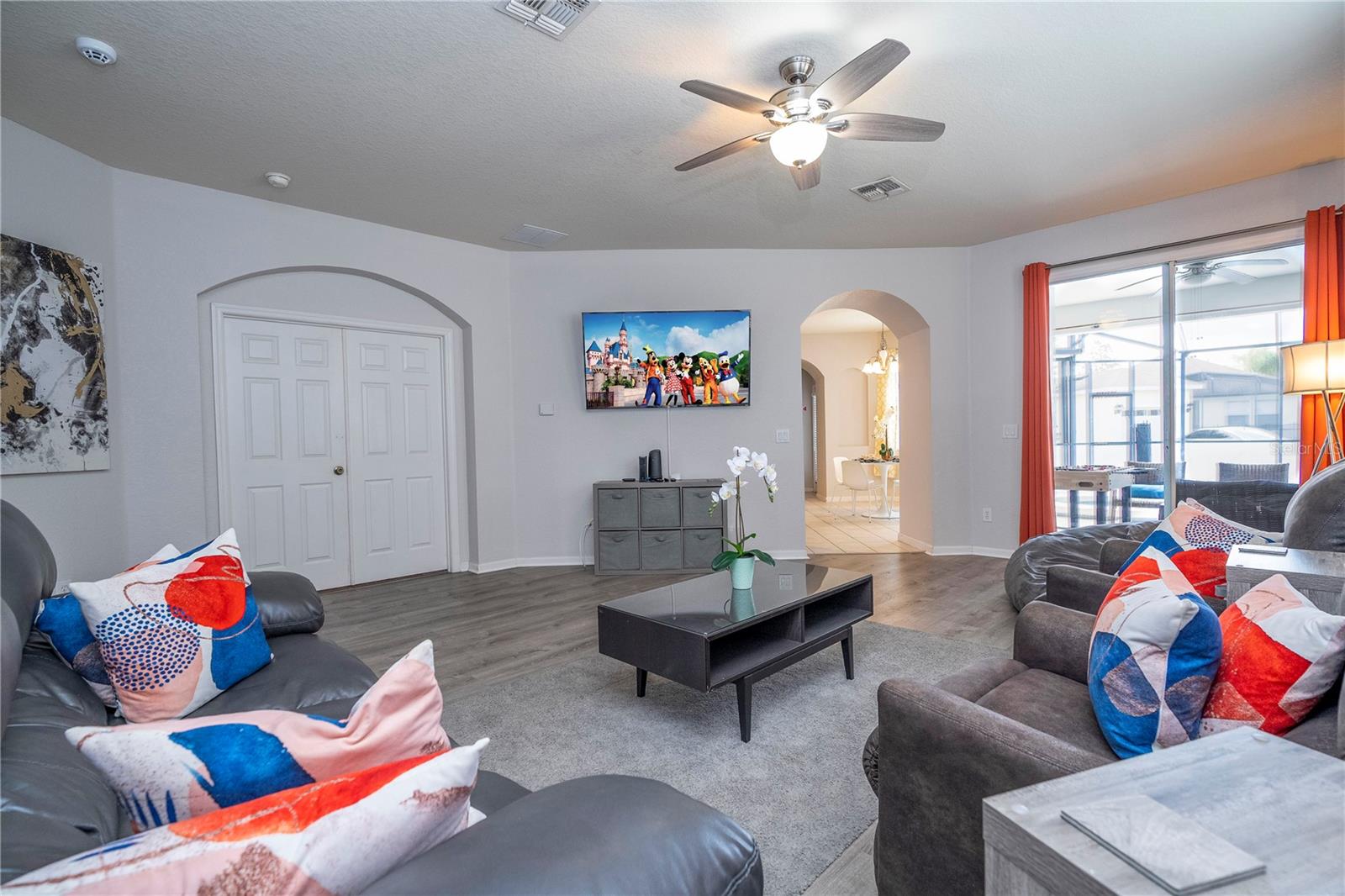 TRAFALGAR VILLAGE PH 1 - Residential