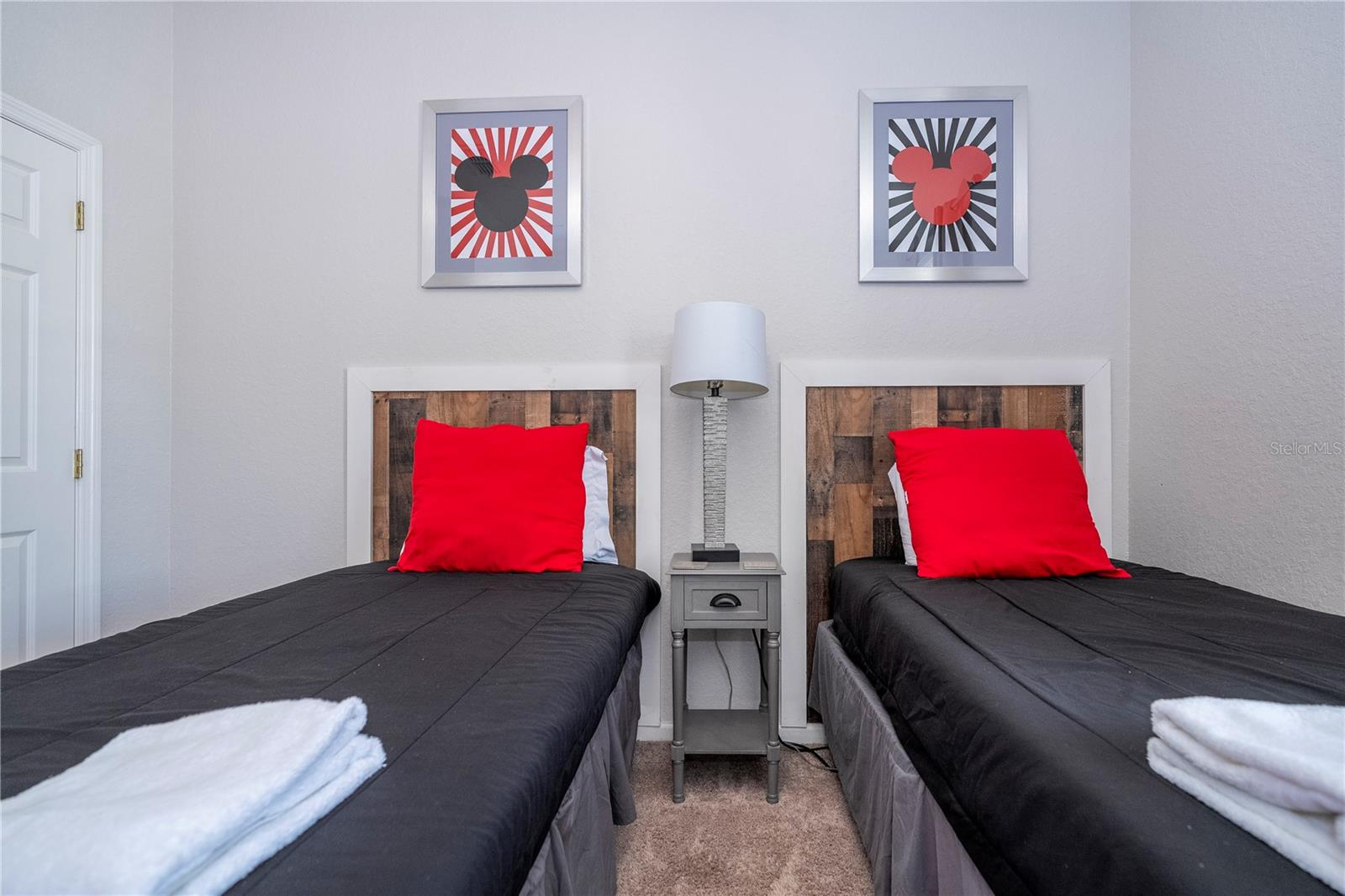 TRAFALGAR VILLAGE PH 1 - Residential