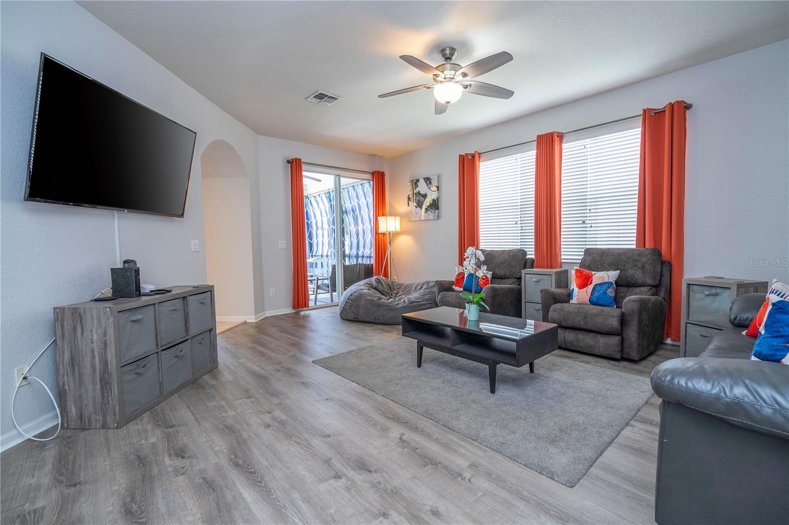 TRAFALGAR VILLAGE PH 1 - Residential