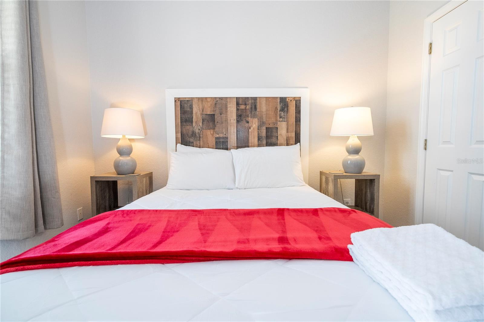 TRAFALGAR VILLAGE PH 1 - Residential