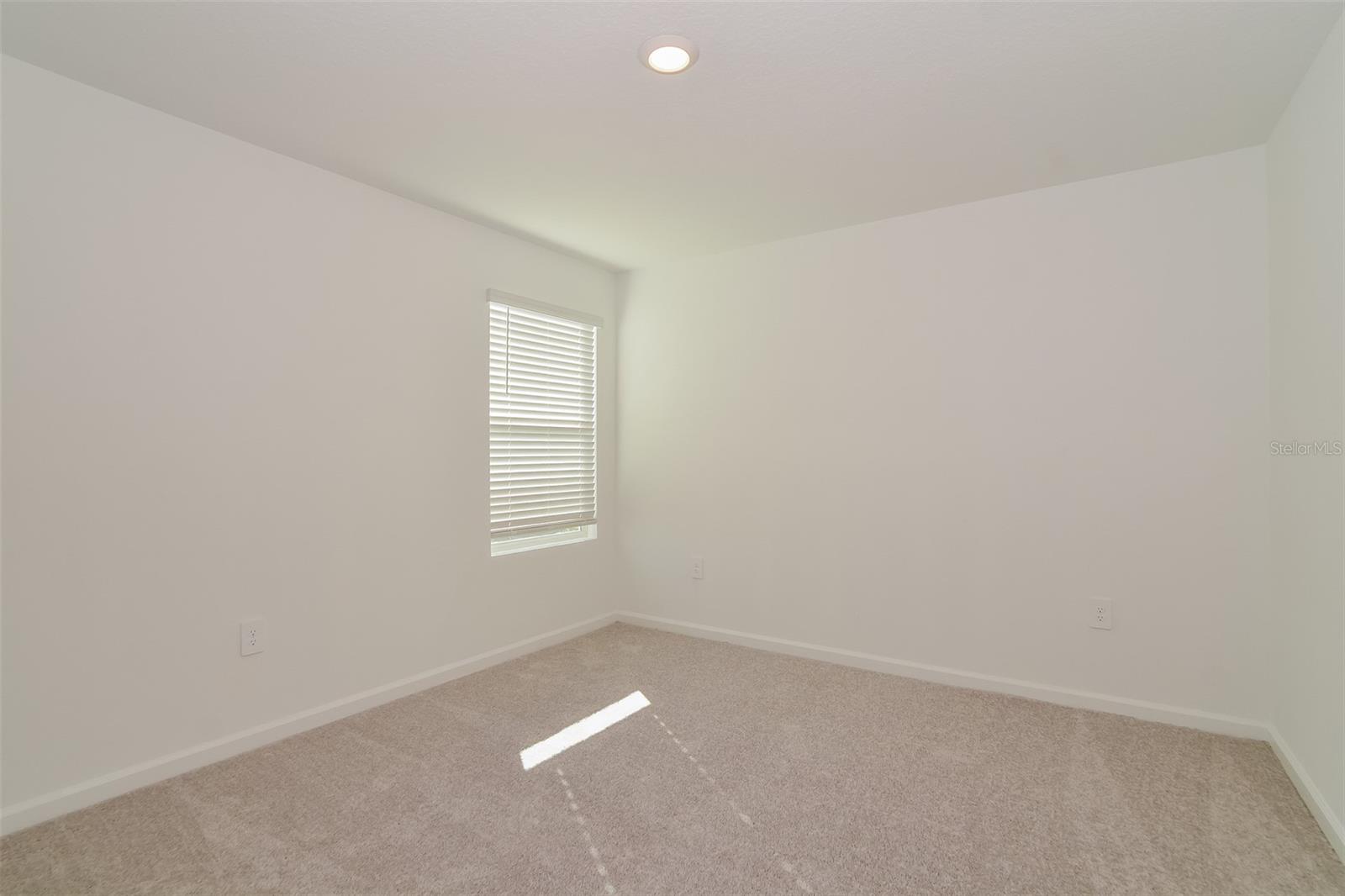 PEACE CRK RESERVE - Residential Lease