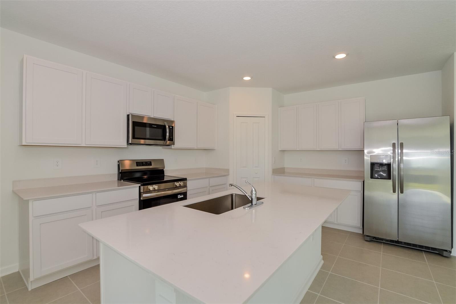 PEACE CRK RESERVE - Residential Lease