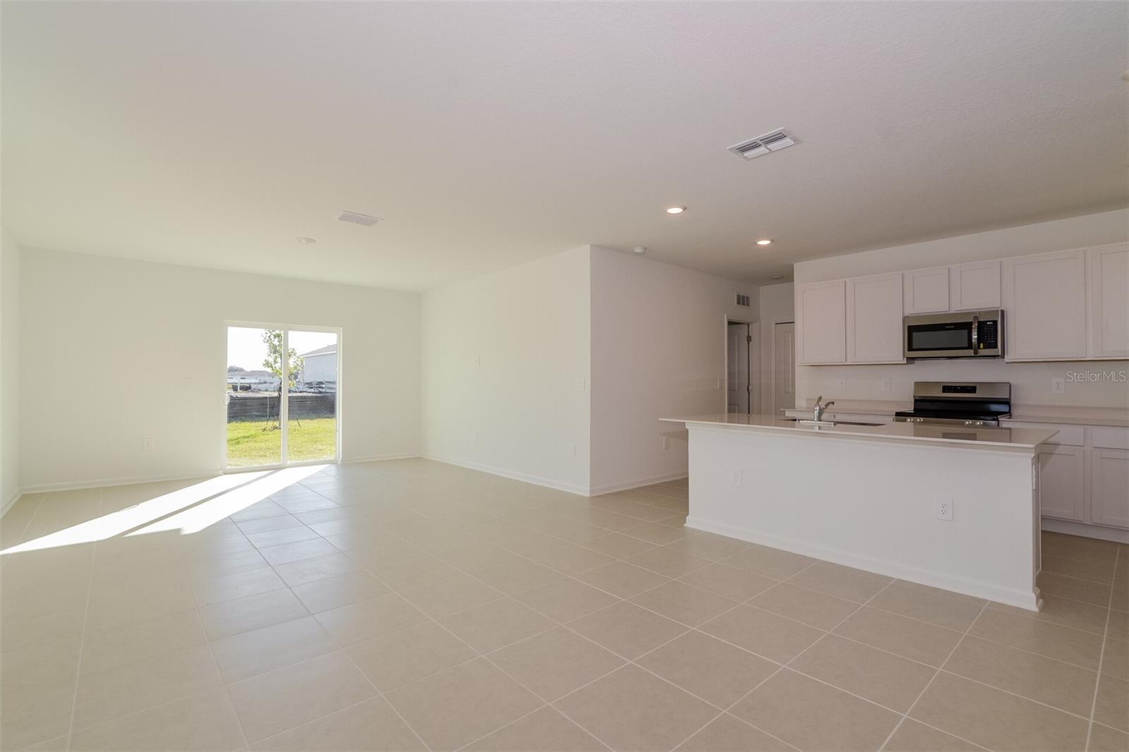 PEACE CRK RESERVE - Residential Lease