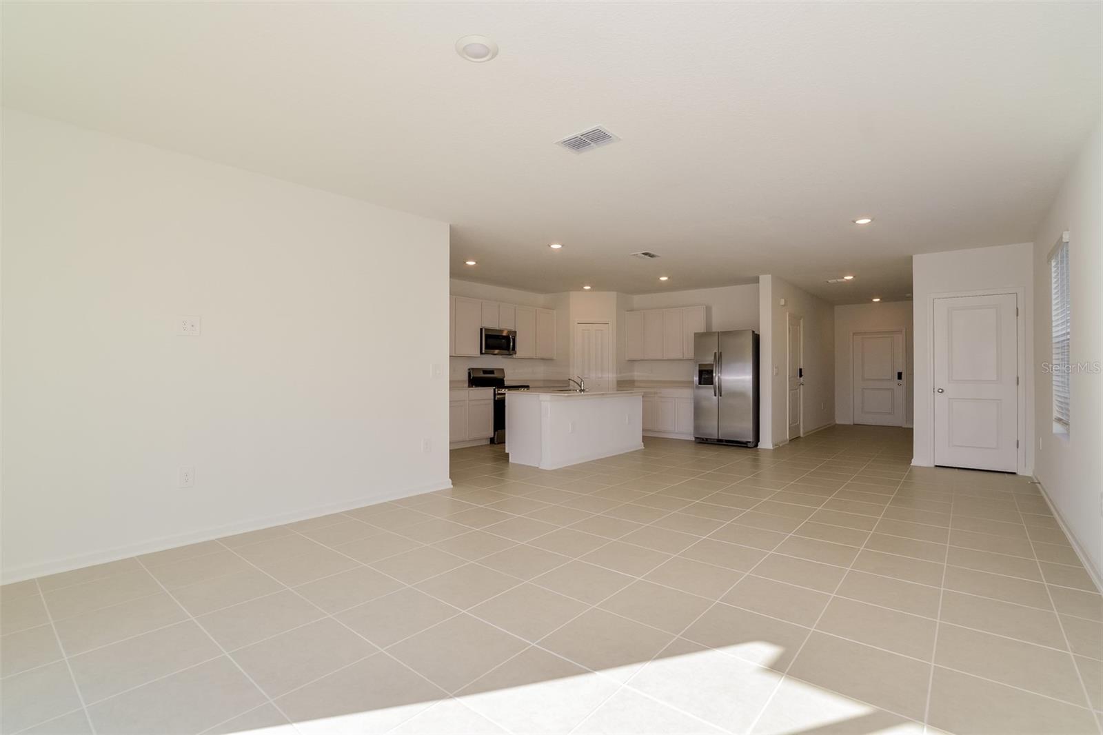 PEACE CRK RESERVE - Residential Lease