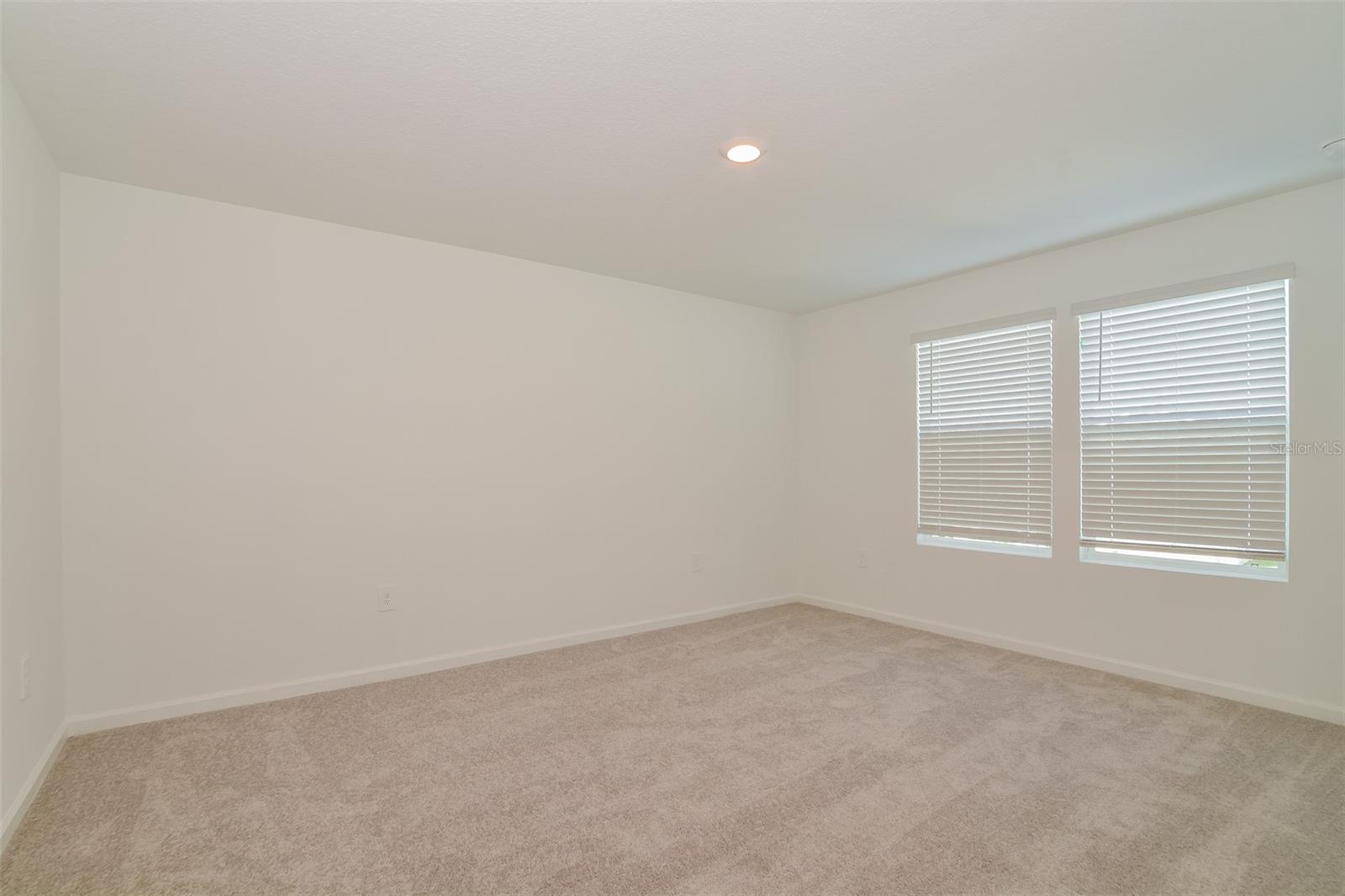 PEACE CRK RESERVE - Residential Lease