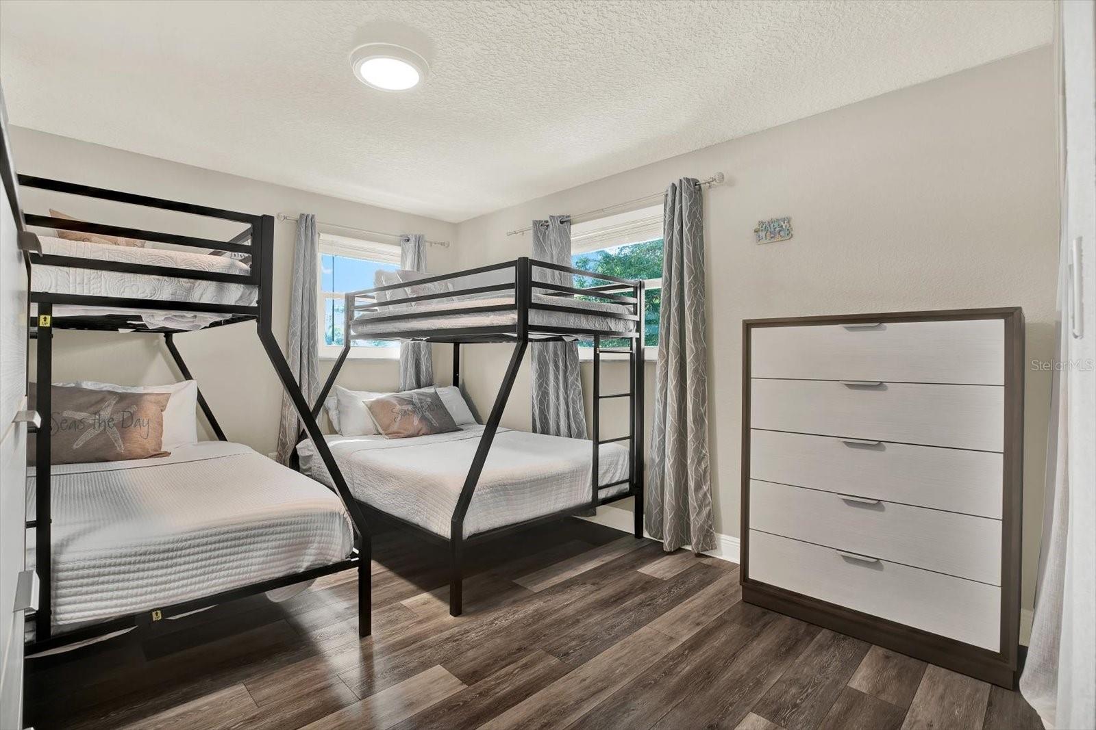 WHISPERING PINES FOREST 3RD ADD - Residential