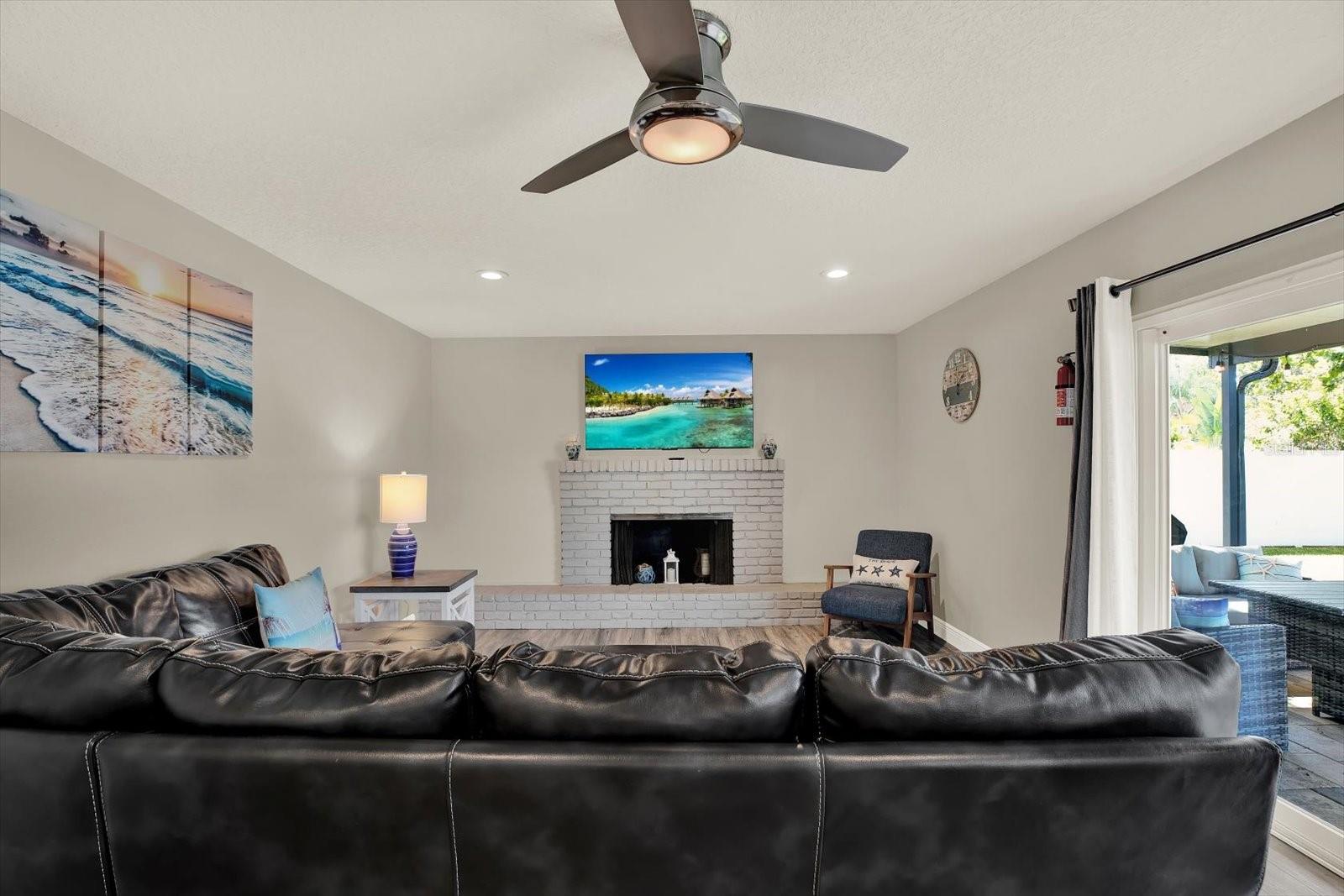 WHISPERING PINES FOREST 3RD ADD - Residential